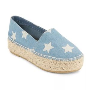 Steve Madden Talan Jean Chambray Star Print Slipon